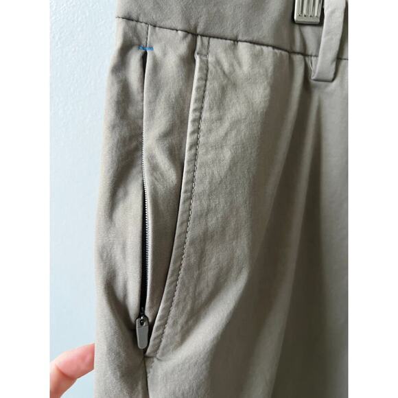 Vineyard Vines on the go short men's size 36 - Picture 4 of 5